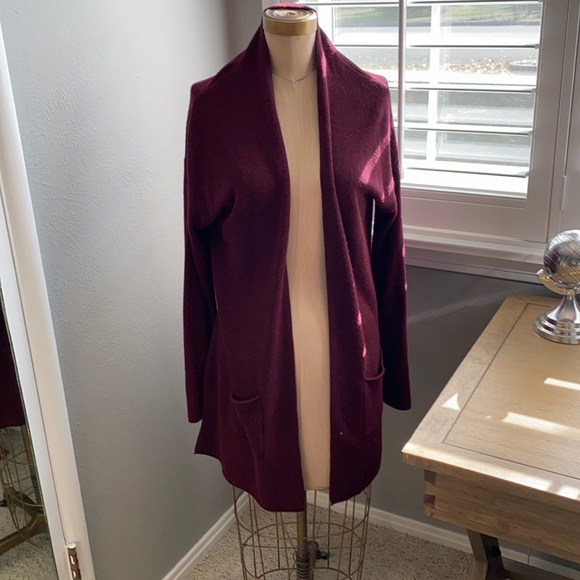 Maroon cardigan - Picture 1 of 4
